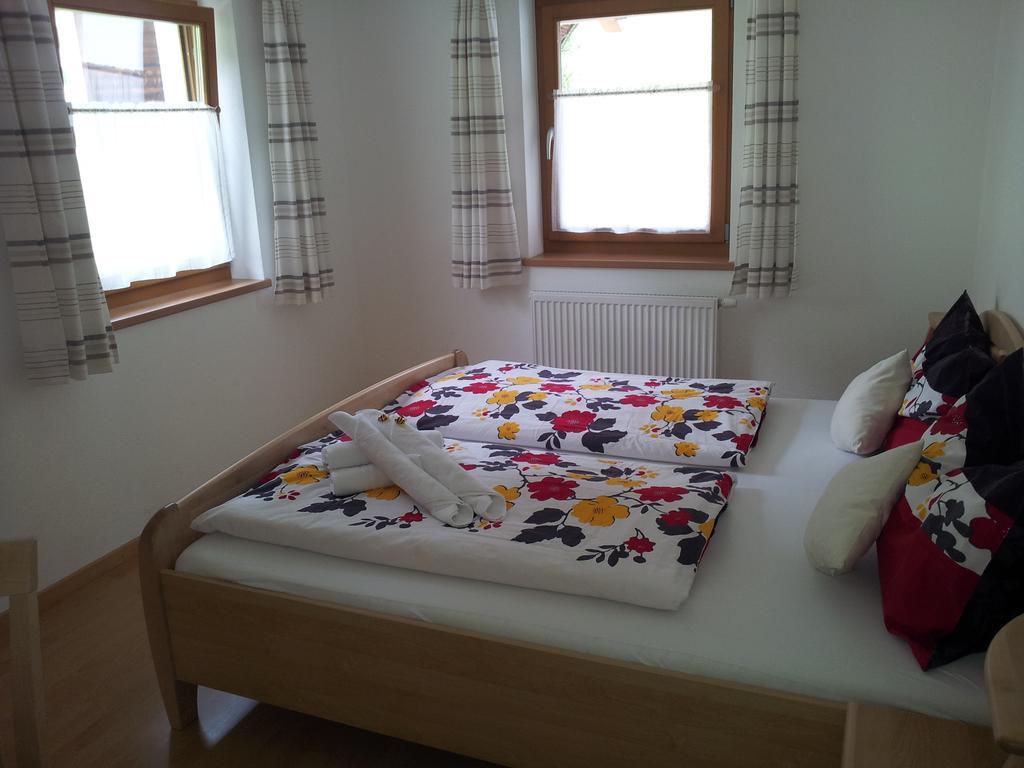 Stuebilerhof Apartment Ahrntal Room photo